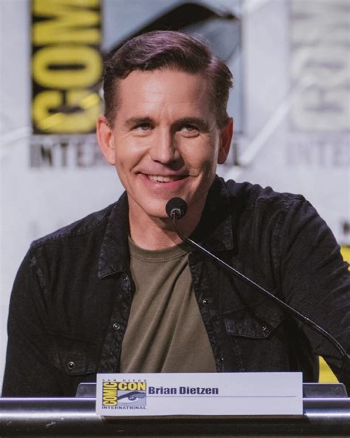 Brian Dietzen on Twitter "Just hanging with my NCIS onscreen wife