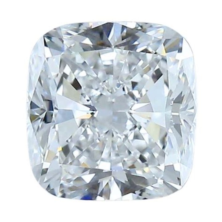 Darnesha Scott&rsquo;s Square Shaped Diamond Ring