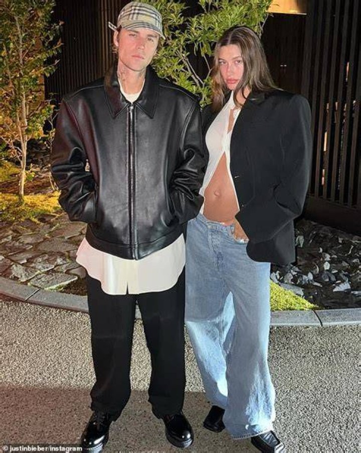 Hailey Bieber News, photos & vid&eacute;os sur Hailey Bieber