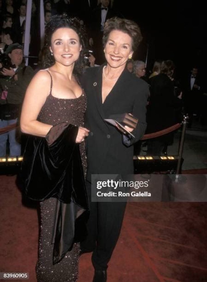 Julia LouisDreyfus and mother Phyllis LouisDreyfus News Photo Getty