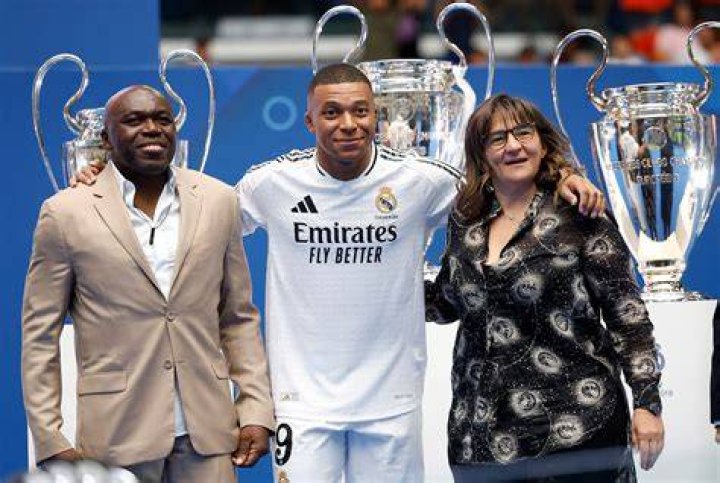 Kylian Mbappé’s mother 9 things to know about Fayza Lamari, the