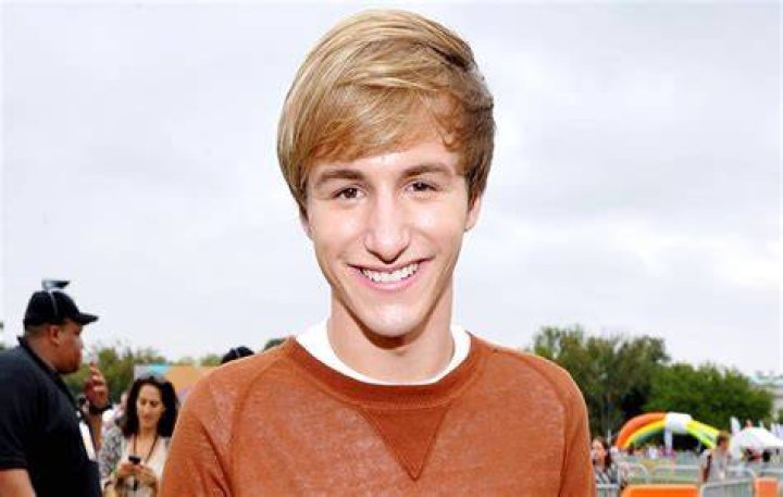 Lucas Cruikshank Net Worth 2022 Wiki Bio, Married, Dating, Family