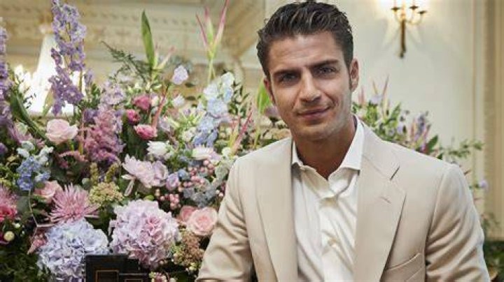 Maxi Iglesias tiene un nuevo amor