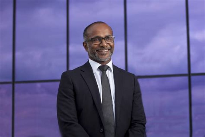 Peter AGYEMANGMINTAH Ast. Professor in Accounting PhD CPA Zayed