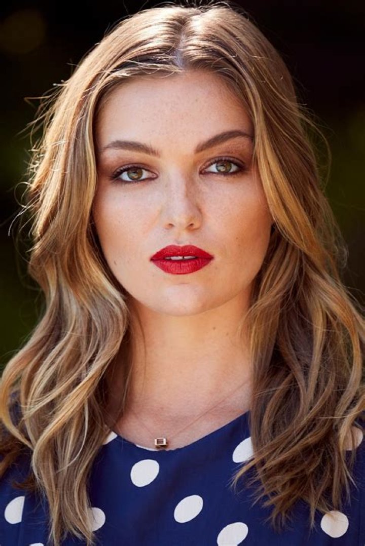 Picture of Lili Simmons
