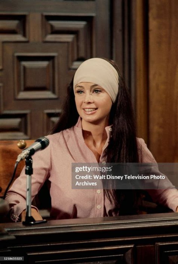Pictures of Carolyn Stellar