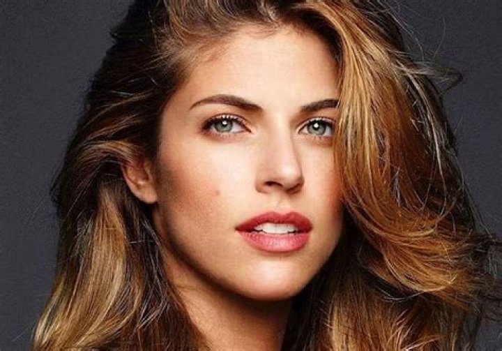 Stephanie Cayo habla por primera vez de su divorcio tras confirmarse su