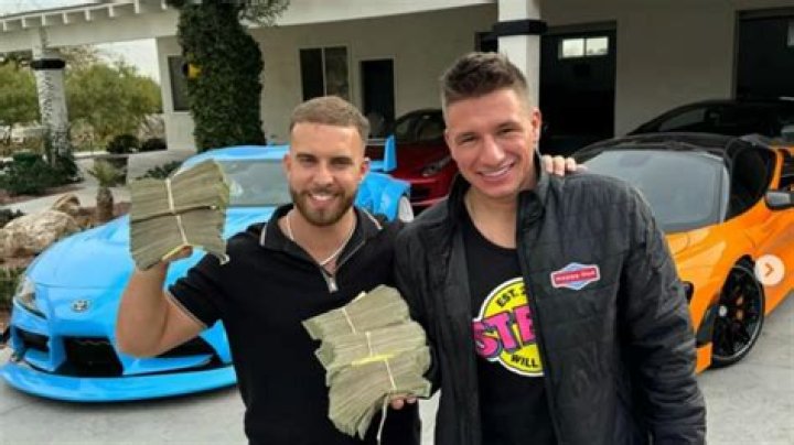 SteveWillDoIt Net Worth; Height, Relationship, Twitch & YouTube Career