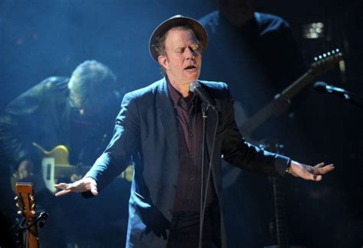 Tom Waits Net Worth 20172016, Biography, Wiki UPDATED! Celebrity