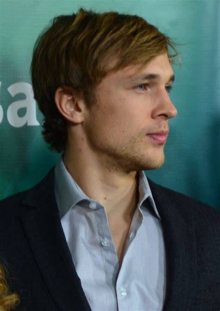 William Moseley Topic YouTube